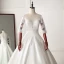Classique Ivoire Robe De Mariée 2019 Princesse Encolure Dégagée En Dentelle Fleur 1/2 Manches Chapel Train