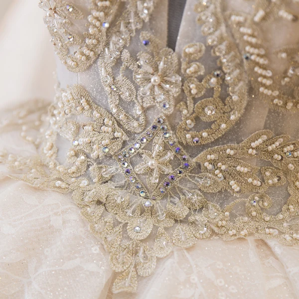 Elegant Champagne Wedding Dresses 2019 Ball Gown Off-The-Shoulder Beading Crystal Rhinestone Pearl Lace Flower Long Sleeve Backless Cathedral Train