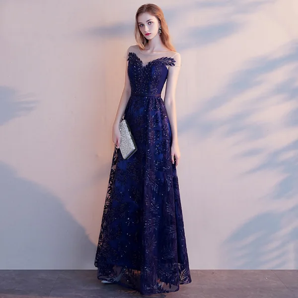 Chic / Beautiful Navy Blue Evening Dresses  2019 A-Line / Princess Scoop Neck Beading Sequins Lace Flower Sash Short Sleeve Backless Floor-Length / Long Formal Dresses