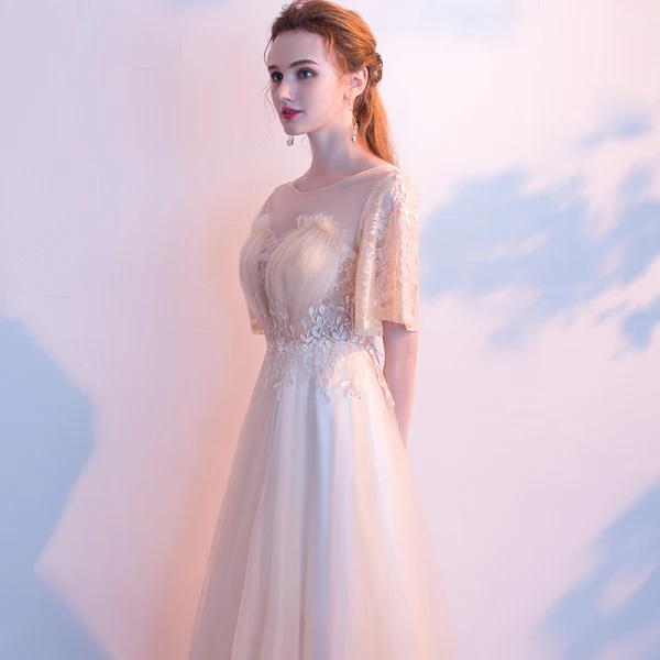 Élégant Champagne Robe De Soirée 2019 Princesse Encolure Dégagée En Dentelle Fleur Manches Courtes Dos Nu Longue Robe De Ceremonie