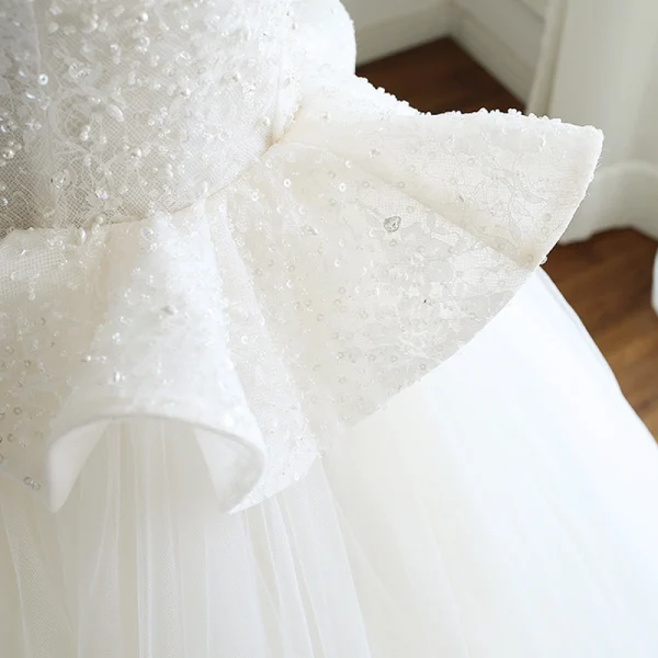 Élégant Ivoire Robe De Mariée 2019 Princesse Bretelles Spaghetti Perlage Paillettes Perle En Dentelle Fleur Sans Manches Dos Nu Longue