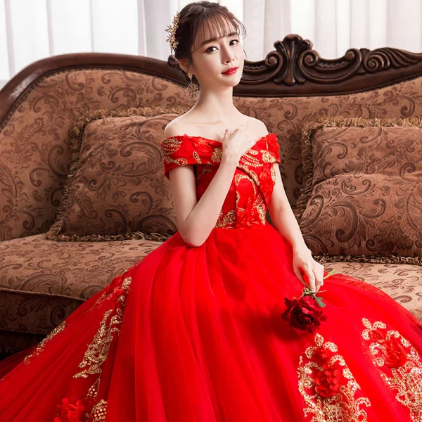 Schöne Rot Brautkleider / Hochzeitskleider 2019 A Linie Off Shoulder Pailletten Spitze Blumen Kurze Ärmel Rückenfreies Kathedrale Schleppe