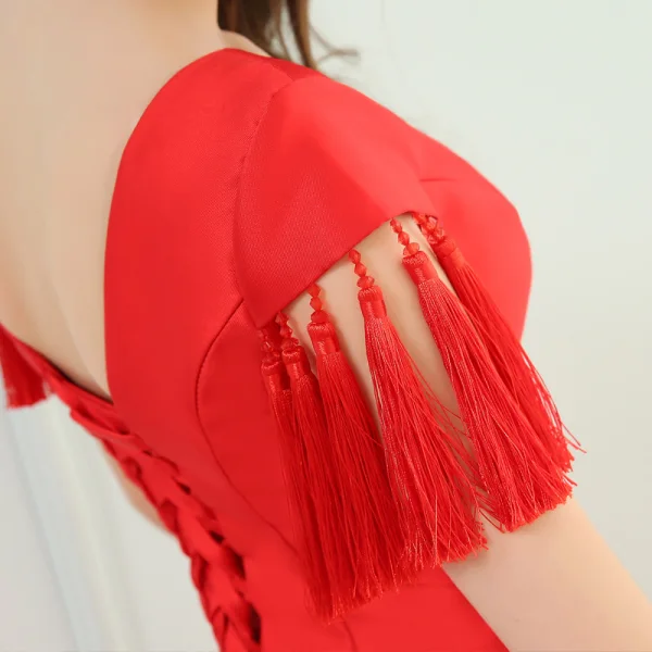 Chinese style Red Evening Dresses 2019 Trumpet / Mermaid V-Neck Rhinestone Appliques Lace Cap Sleeves Tassel Backless Court Train Formal Dresses