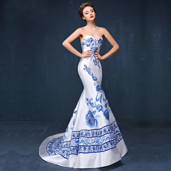 Chinese style Ivory Evening Dresses 2019 Trumpet / Mermaid Strapless Appliques Lace Rhinestone Sleeveless Backless Court Train Formal Dresses
