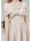 Mode Champagner Satin Heimkehr Abiballkleider 2021 A Linie One-Shoulder Schleife Kurze Ärmel Rückenfreies Wadenlang Festliche Kleider