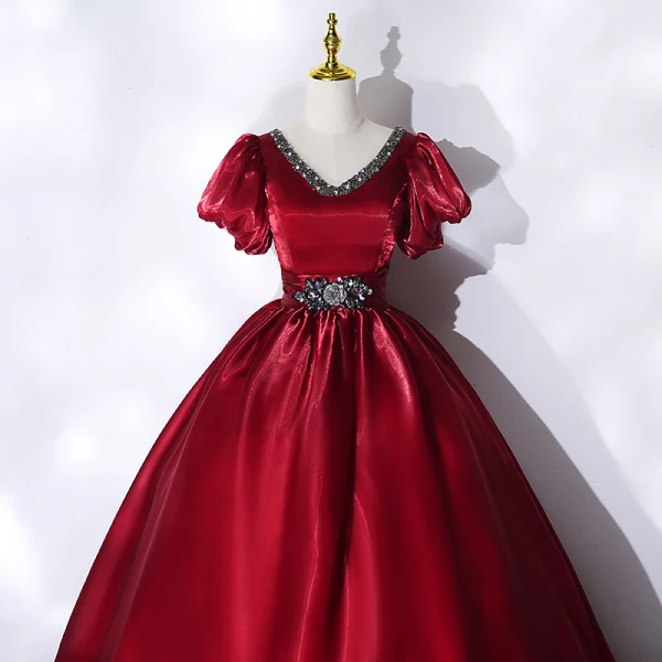 Classy Burgundy Prom Dresses 2021 Ball Gown V-Neck Crystal Rhinestone Short Sleeve Backless Floor-Length / Long Prom Formal Dresses