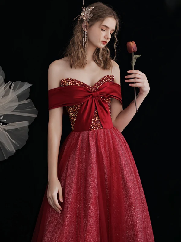 Charming Sparkly Red Glitter Prom Dresses 2021 A-Line / Princess Off-The-Shoulder Bow Sequins Sleeveless Backless Floor-Length / Long Prom Formal Dresses
