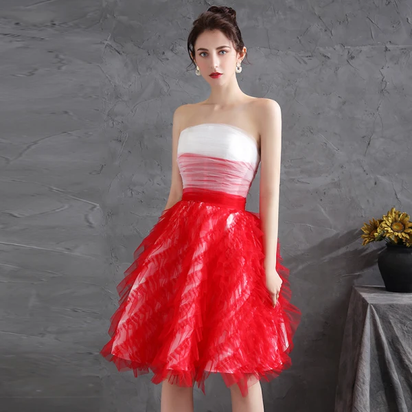 Charmant Rouge Robe De Fete Robe De Cocktail 2021 Princesse Bustier Sans Manches Dos Nu Mi-Longues Cocktail Robe De Ceremonie
