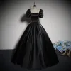 Elegant Black Pearl Rhinestone Satin Prom Dresses 2023 Ball Gown Square Neckline Puffy Short Sleeve Backless Floor-Length / Long Prom Formal Dresses
