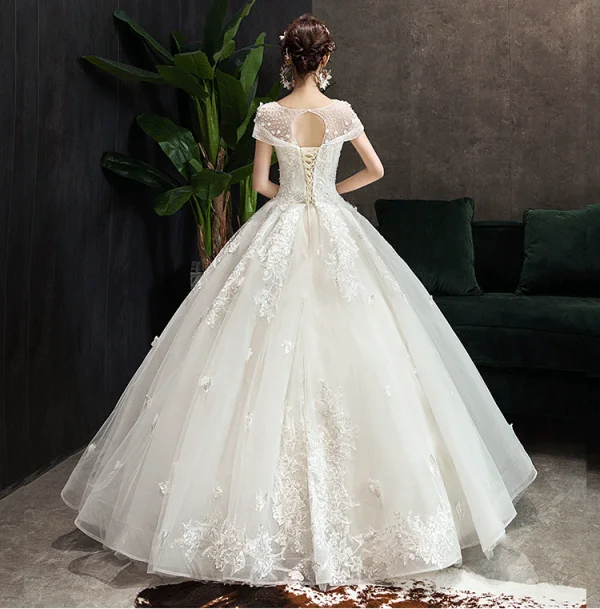 Elegant Champagne Wedding Dresses 2019 Ball Gown Scoop Neck Beading Lace Flower Short Sleeve Backless Floor-Length / Long