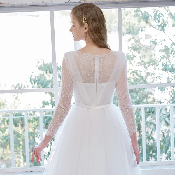 Simple Ivoire Robe De Mariée 2021 Princesse Encolure Dégagée Noeud En Dentelle Fleur Manches Longues Tribunal Train Mariage