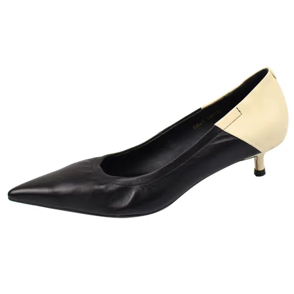 Modest / Simple White Casual Pumps 2019 Leather 4 cm Stiletto Heels Low Heel Pointed Toe Pumps