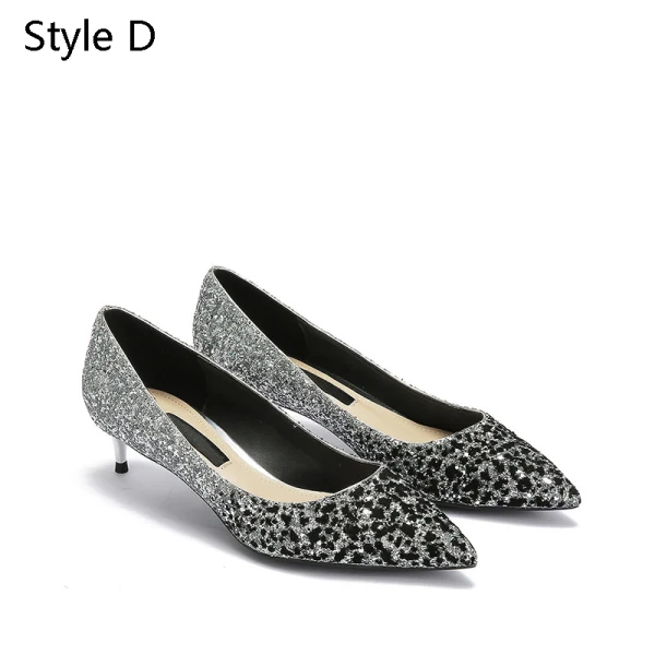 Schöne Silber Abend Pumps 2019 Leder Pailletten 4 cm Stilettos Spitzschuh Low Heel Pumps