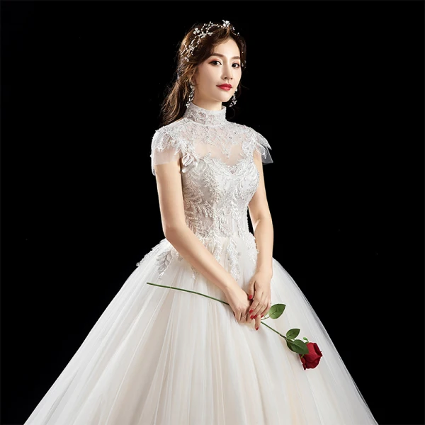 Chic / Belle Ivoire Robe De Mariée 2019 Princesse Col Haut Perlage Paillettes Appliques En Dentelle Fleur Manches Courtes Dos Nu Longue