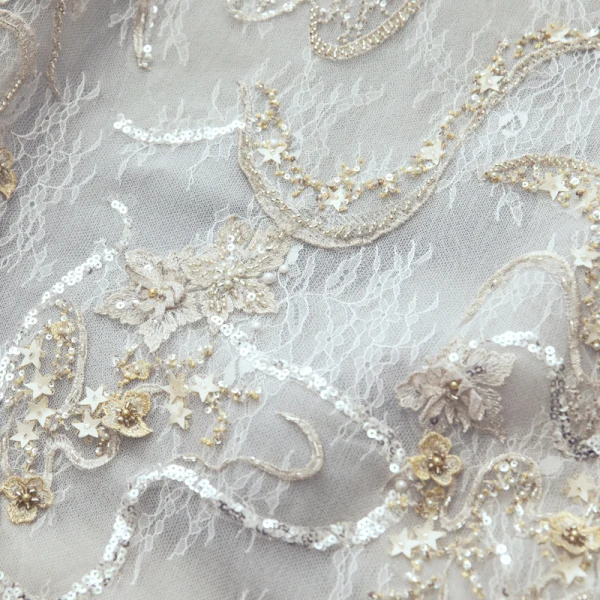 Luxury / Gorgeous Champagne Handmade Beading Wedding Dresses 2019 A-Line / Princess Scoop Neck Lace Flower Star Sequins Cap Sleeves Backless Cathedral Train