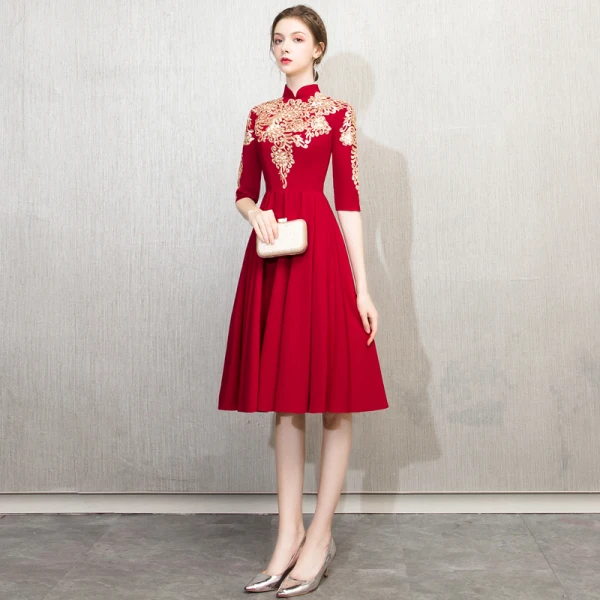 Chinese style Burgundy Evening Dresses  2019 A-Line / Princess High Neck Gold Lace Flower 1/2 Sleeves Knee-Length Formal Dresses