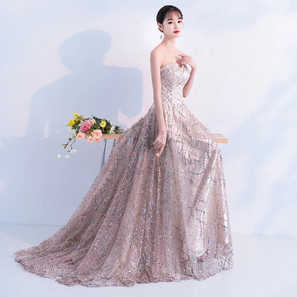 Glitzernden Champagner Gold Abendkleider 2019 A Linie Ärmellos Pailletten Bandeau Rückenfreies Sweep / Pinsel Zug Festliche Kleider
