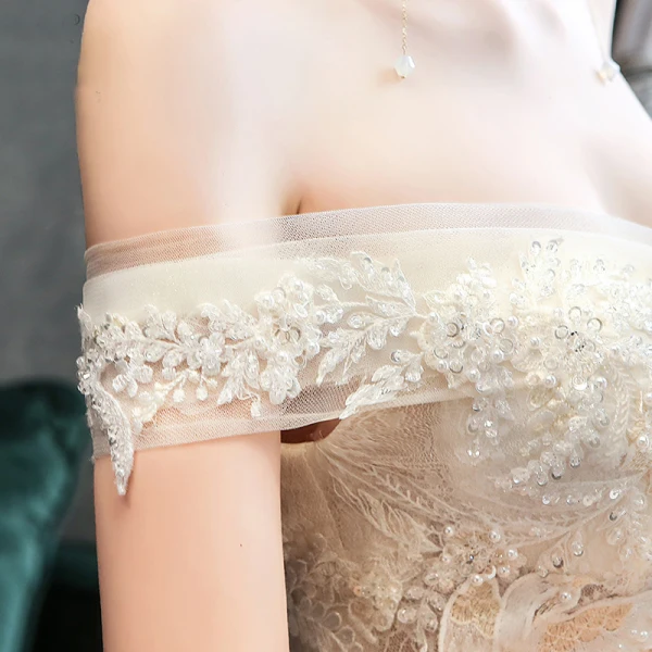 Classy Champagne Pregnant Wedding Dresses 2019 Off-The-Shoulder Beading Lace Flower Short Sleeve Backless Floor-Length / Long