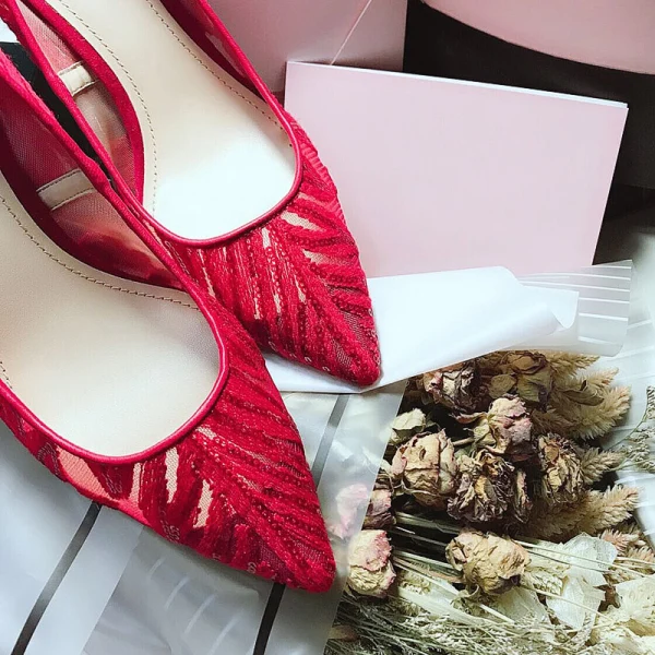 Schöne Rot Brautschuhe 2019 Spitze Pailletten 7 cm Stilettos Spitzschuh Durchbohrt Hochzeit Pumps