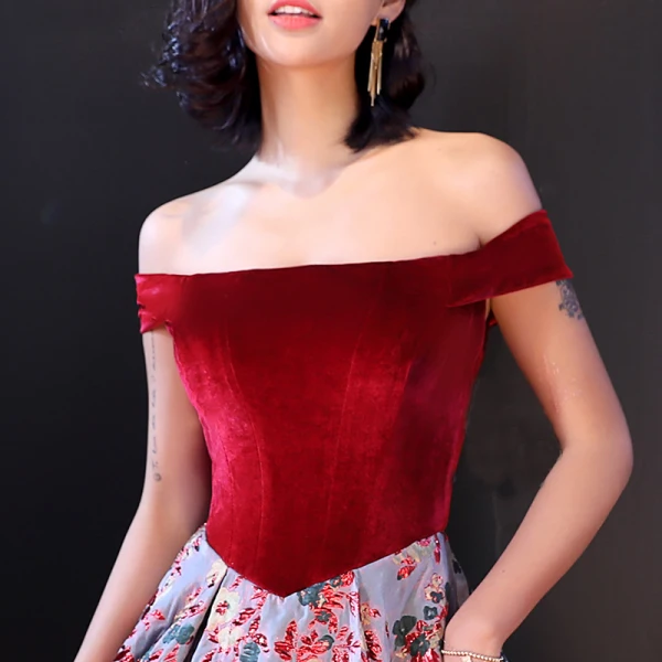 Chic / Belle Bordeaux Robe De Soirée 2018 Princesse Daim Impression De l'épaule Dos Nu Sans Manches Tribunal Train Robe De Ceremonie