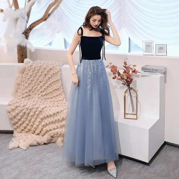 Chic / Belle Bleu Ciel Robe De Soirée 2019 Princesse Bretelles Spaghetti Noeud Paillettes En Dentelle Fleur Sans Manches Daim Dos Nu Longue Robe De Ceremonie