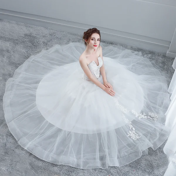 Sexy White Wedding Dresses 2018 Ball Gown Lace Flower Sweetheart Backless Sleeveless Floor-Length / Long Wedding