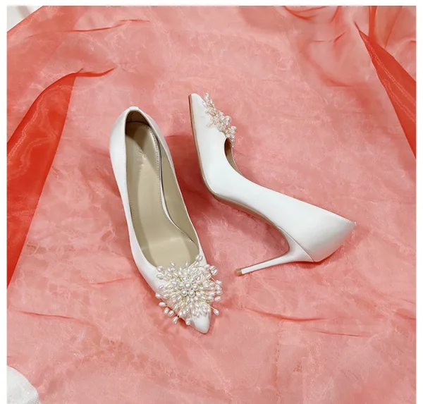 Chic Ivoire Chaussure De Mariée 2019 Cuir Perle 8 cm Talons Aiguilles À Bout Pointu Mariage Escarpins