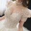 Fantastisk Champagne Bröllopsklänningar 2021 Balklänning Urringning Beading Paljetter Appliqués Korta ärm Halterneck Royal Train Bröllop