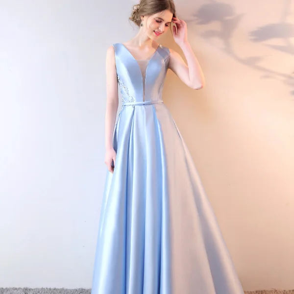 Chic / Beautiful Sky Blue Evening Dresses  2019 A-Line / Princess V-Neck Crystal Lace Flower Sleeveless Bow Floor-Length / Long Formal Dresses