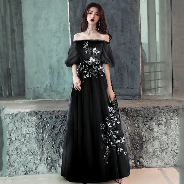 Chic / Beautiful Grey Evening Dresses 2019 A-Line / Princess Off-The-Shoulder Lace Flower Bow Short Sleeve Backless Floor-Length / Long Formal Dresses