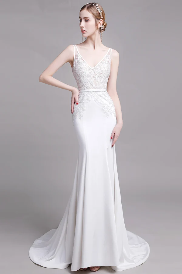Chic / Beautiful White Wedding Dresses 2019 Trumpet / Mermaid V-Neck Lace Flower Sleeveless Backless Sweep Train