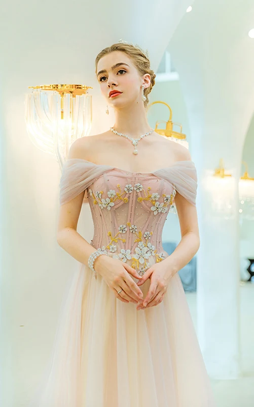 Chic / Beautiful Blushing Pink Evening Dresses  2019 A-Line / Princess Off-The-Shoulder Rhinestone Lace Flower Sleeveless Backless Floor-Length / Long Formal Dresses