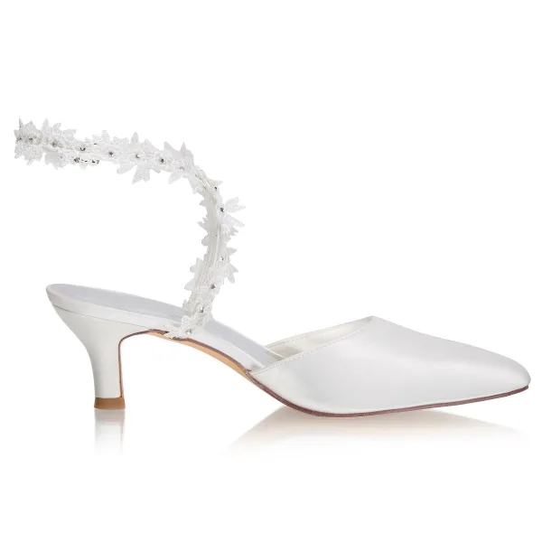 Simple Ivoire Satin Chaussure De Mariée 2021 Bride Cheville Faux Diamant En Dentelle Fleur 5 cm Talons Aiguilles À Bout Pointu Mariage Talons Hauts