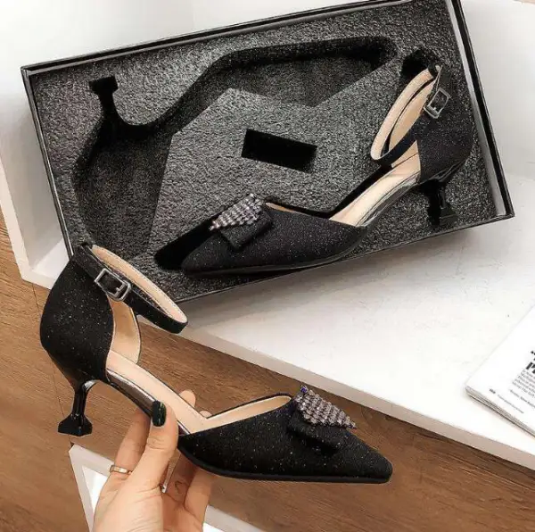 Abordable Noire Soirée Chaussures Femmes 2019 Faux Diamant 5 cm Talons Aiguilles À Bout Pointu Talons Hauts