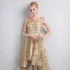 Glittrande Guld Cocktailklänningar 2018 Prinsessa Skärp Glittriga / Glitter Urringning Halterneck Ärmlös Asymmetrisk Formella Klänningar