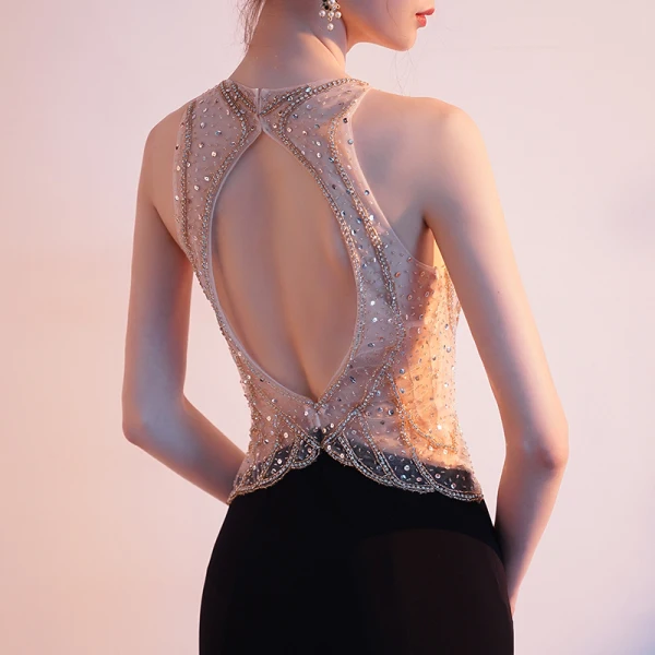 Charmant Noire Robe De Soirée 2019 Trompette / Sirène Encolure Dégagée Perlage Faux Diamant Paillettes Sans Manches Dos Nu Train De Balayage Robe De Ceremonie