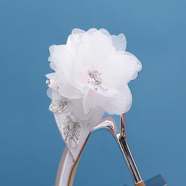 Chic / Beautiful White Evening Party Womens Shoes 2019 Beading Appliques 9 cm Stiletto Heels Pointed Toe High Heels
