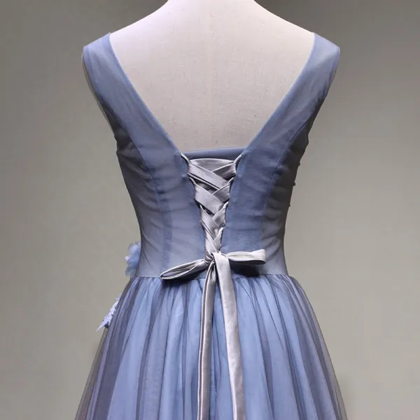 Chic / Beautiful Grey Prom Dresses 2018 A-Line / Princess Lace Flower Appliques Crystal V-Neck Backless Sleeveless Floor-Length / Long Formal Dresses