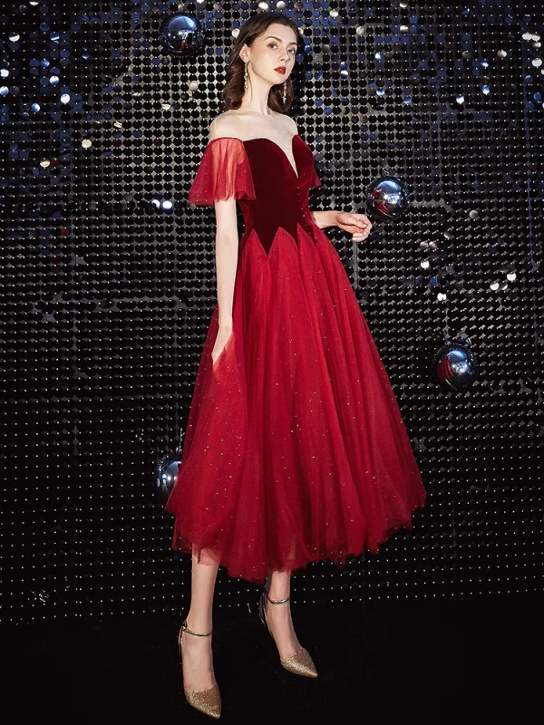 Charmant Rouge Courte Robe De Bal 2020 Princesse Col v profond Paillettes Daim Manches Courtes Thé Longueur Robe De Ceremonie