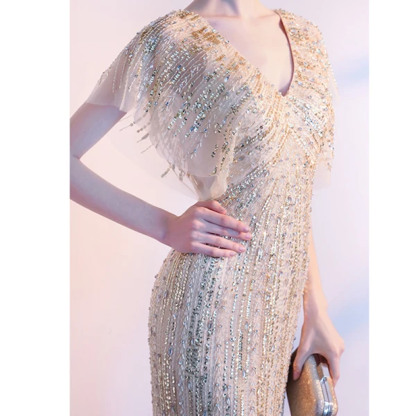 Luxe Doré Robe De Soirée 2020 Trompette / Sirène V-Cou Fait main Perlage Cristal Paillettes Manches Courtes Dos Nu Train De Balayage Robe De Ceremonie