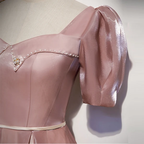 Elegant Dusky Pink Satin Prom Dresses 2021 A-Line / Princess Square Neckline Pearl Sash Short Sleeve Backless Floor-Length / Long Prom Formal Dresses