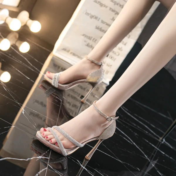 Seksowne Srebrny Wieczorowe Rhinestone Sandały Damskie 2021 Z Paskiem 10 cm Szpilki Peep Toe Sandały Wysokie Obcasy