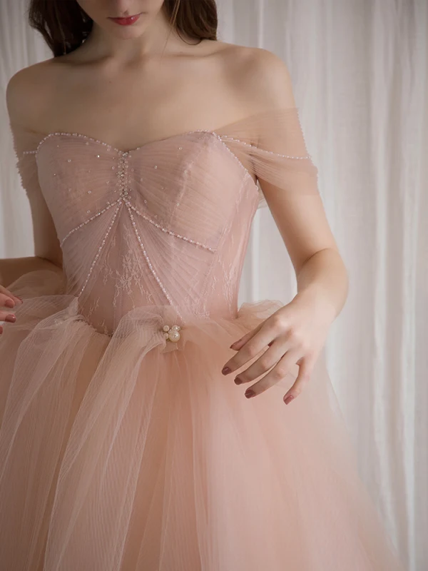 Chic / Beautiful Blushing Pink Pearl Prom Dresses 2021 A-Line / Princess Off-The-Shoulder Short Sleeve Backless Floor-Length / Long Prom Formal Dresses