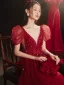 Charmant Bordeaux Robe De Bal 2021 Princesse Col v profond Perlage Paillettes Manches Courtes Dos Nu Longue Promo Robe De Ceremonie