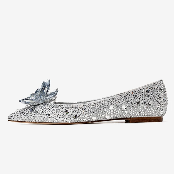 Charming Cinderella Silver Crystal Wedding Shoes 2021 Leather Rhinestone Pointed Toe Flat Wedding Heels