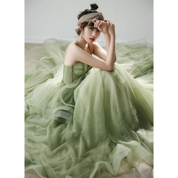 Chic / Beautiful Cascading Ruffles Sage Green Prom Dresses 2021 A-Line / Princess Spaghetti Straps Sleeveless Backless Court Train Prom Formal Dresses
