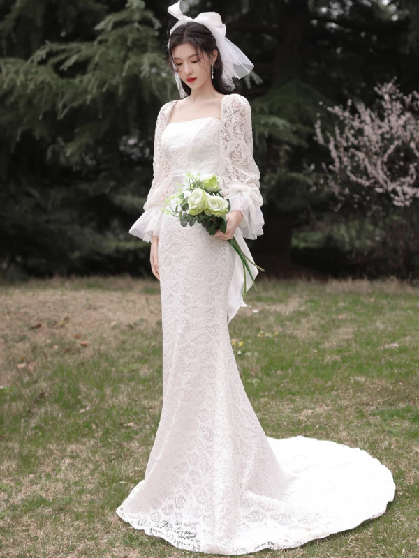 Charmant Ivory / Creme Spitze Blumen Brautkleider / Hochzeitskleider 2021 Meerjungfrau Eckiger Ausschnitt Schleife Glockenhülsen Rückenfreies Sweep / Pinsel Zug Hochzeit