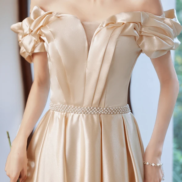 Fashion Champagne Satin Prom Dresses 2021 A-Line / Princess Ruffle Off-The-Shoulder Pearl Sash Short Sleeve Backless Floor-Length / Long Prom Formal Dresses
