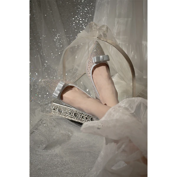 Élégant Ivoire Noeud Faux Diamant Chaussure De Mariée 2021 6 cm Talons Aiguilles À Bout Pointu Mariage Escarpins Talons Hauts