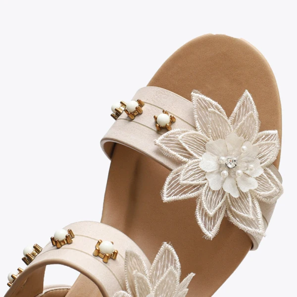 Fashion Beige Street Wear Pearl Rhinestone Lace Flower Womens Sandals 2021 Appliques 5 cm Wedges Open / Peep Toe Sandals